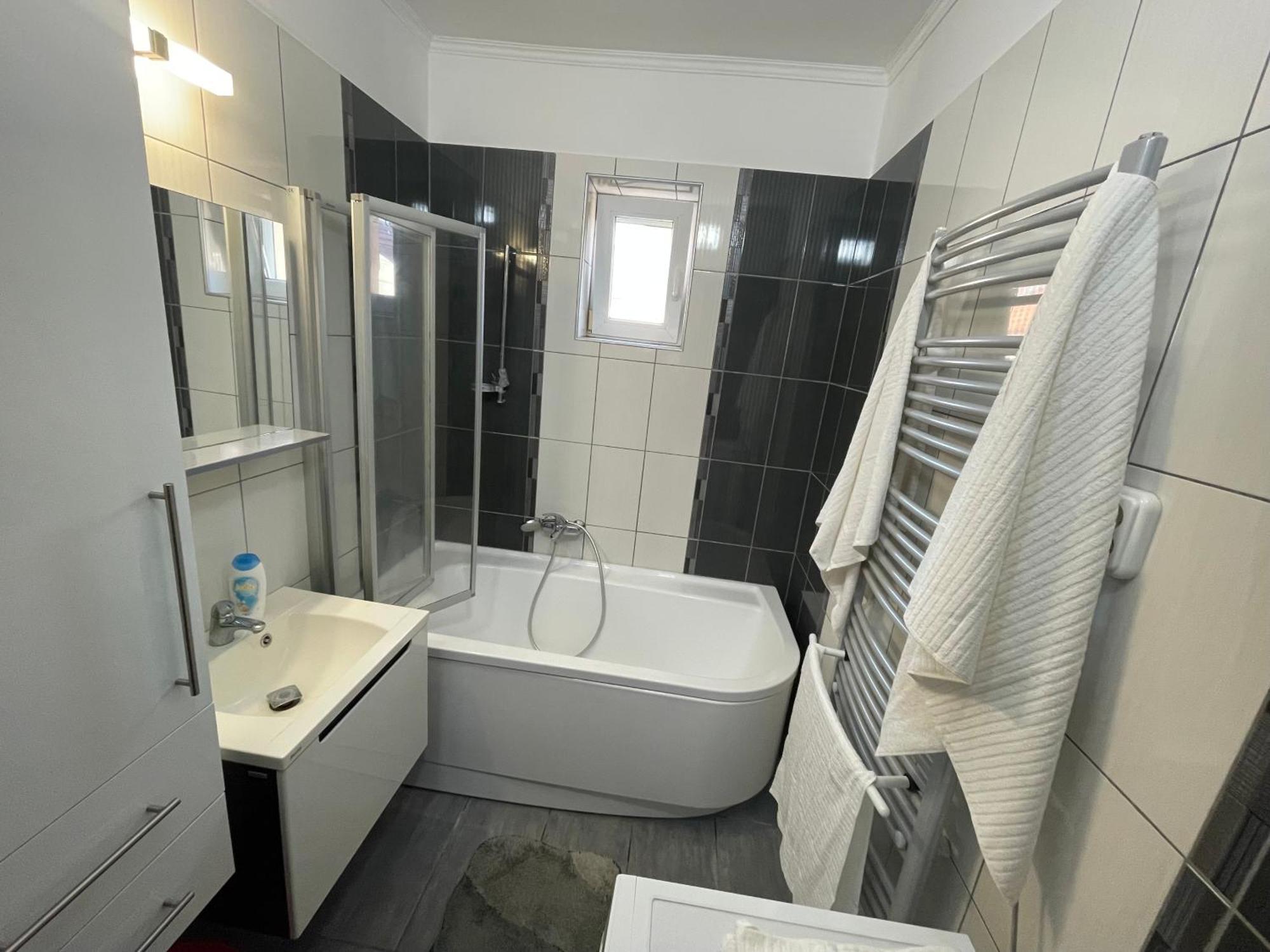 Relax Apartment Zalaegerszeg Ngoại thất bức ảnh